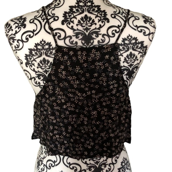 Aritzia Floral Tank top - Picture 5 of 6
